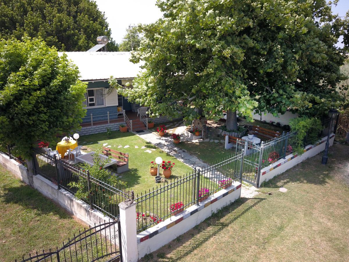 Seaside Cottage Paralía 外观 照片